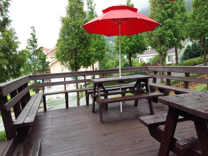 American Village Pension Manoa Namhae Exterior foto
